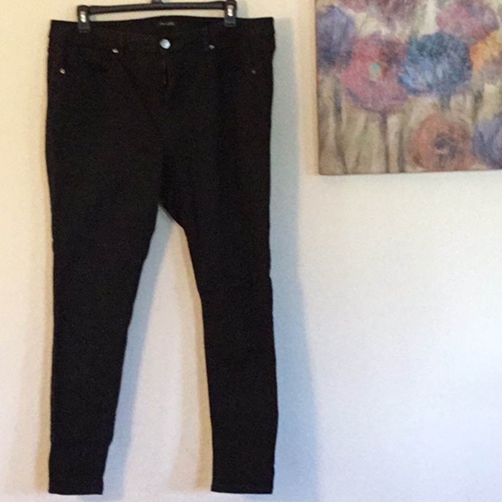 Black Skinny Jean